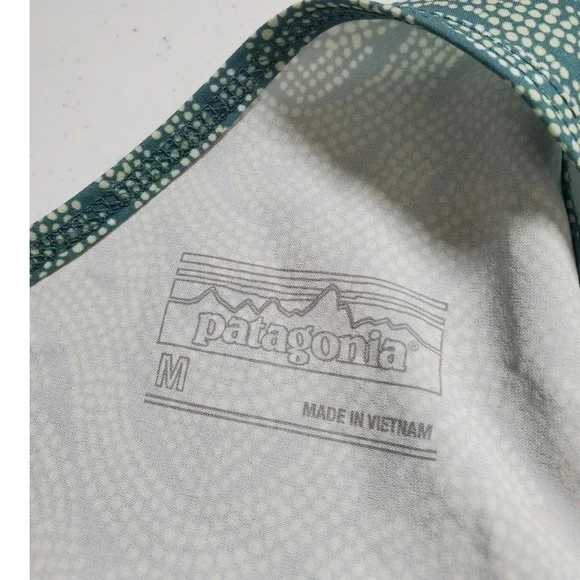 Patagonia Fleetwith Dress Women's‎ Medium Athletic Hiking Outdoor Green Pockets - Picture 3 of 14